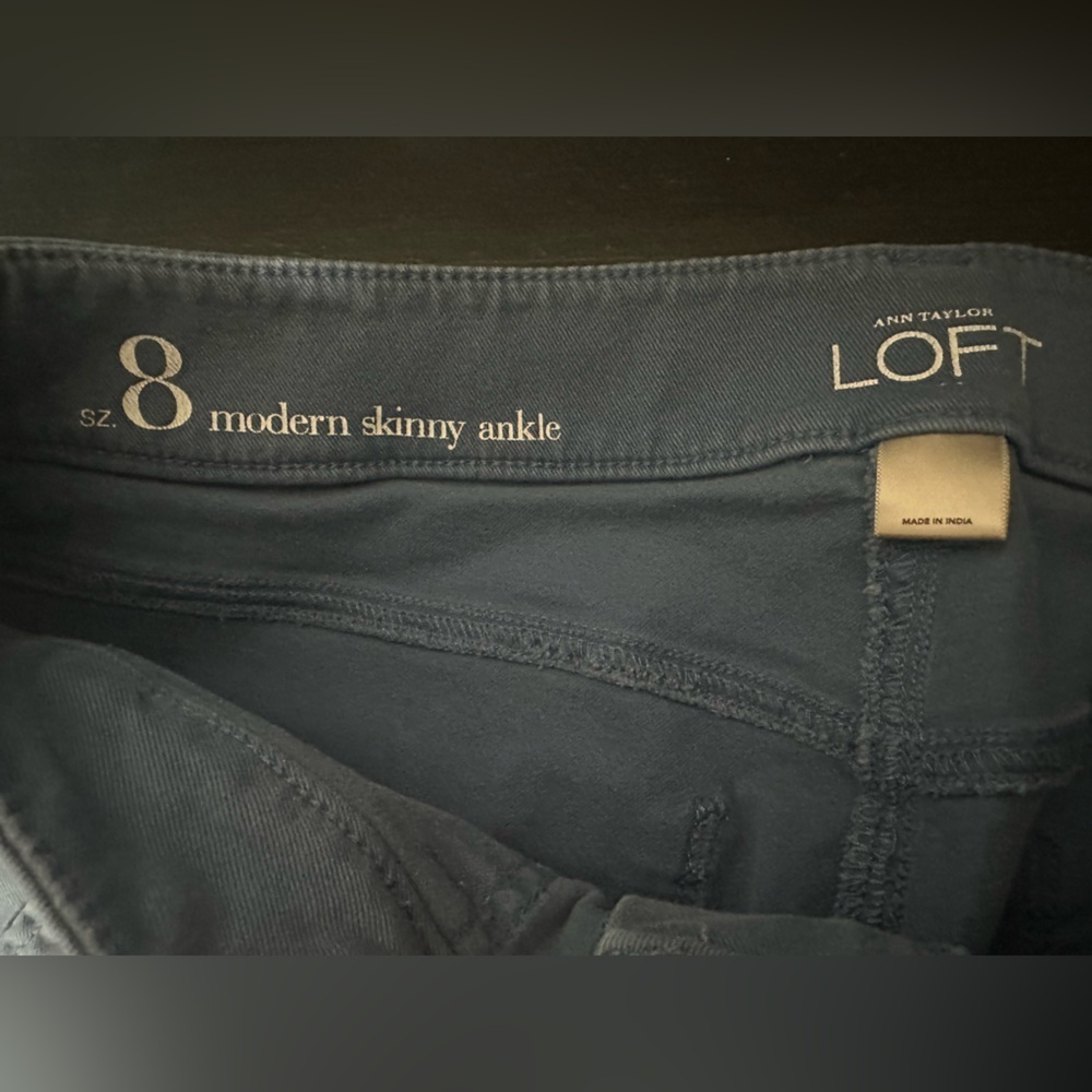 Ann Taylor LOFT Women's Cropped Pants in Blue - Picture 5 of 6